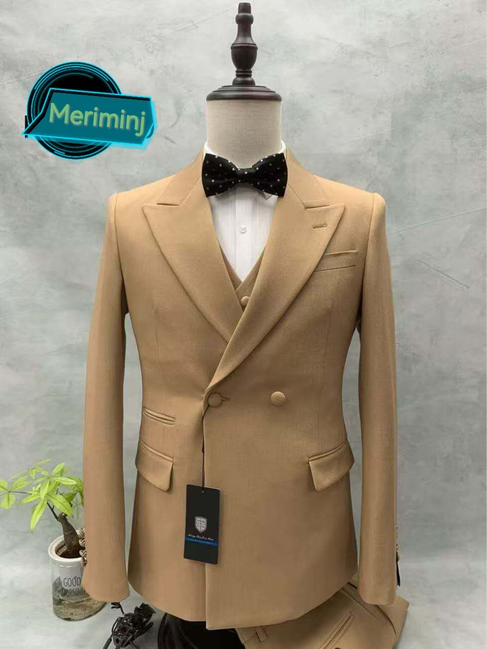 2-Button, Double Breasted , 3-Piece Classic Peak Lapel Beige Suit