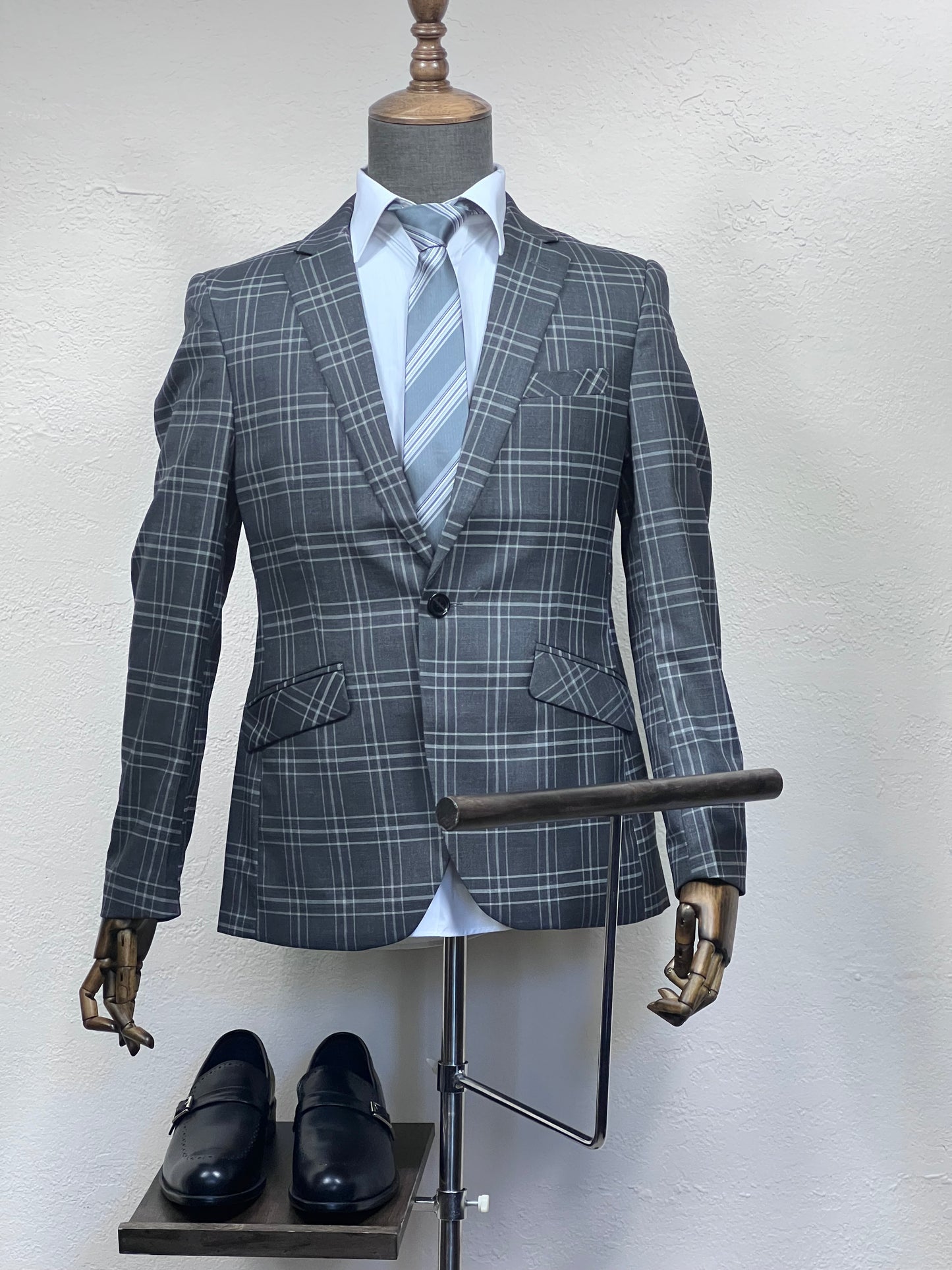 1-Button ,2-Split , Notch Lapel ,Slim Fit Check Ash Blazer