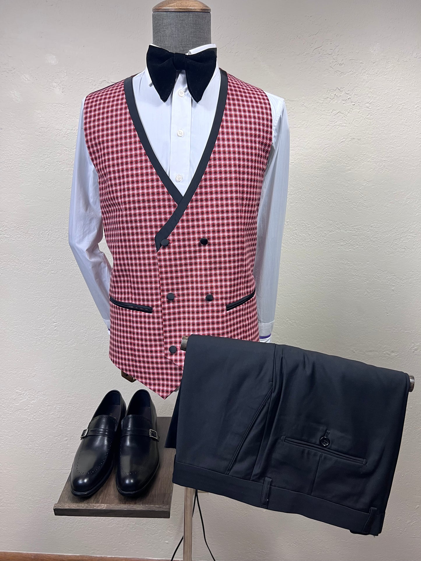 3-Piece , Mix To Match 1-Button Pink Slim Fit Tuxedo With Shawl lapel