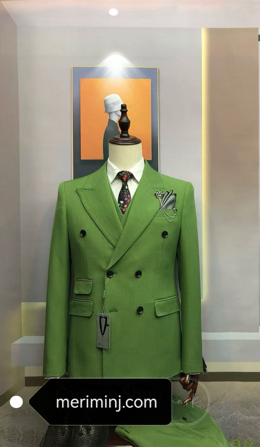 6-Button, 3-Piece Slim Fit Classic Green Suit With Large Peak Lapel