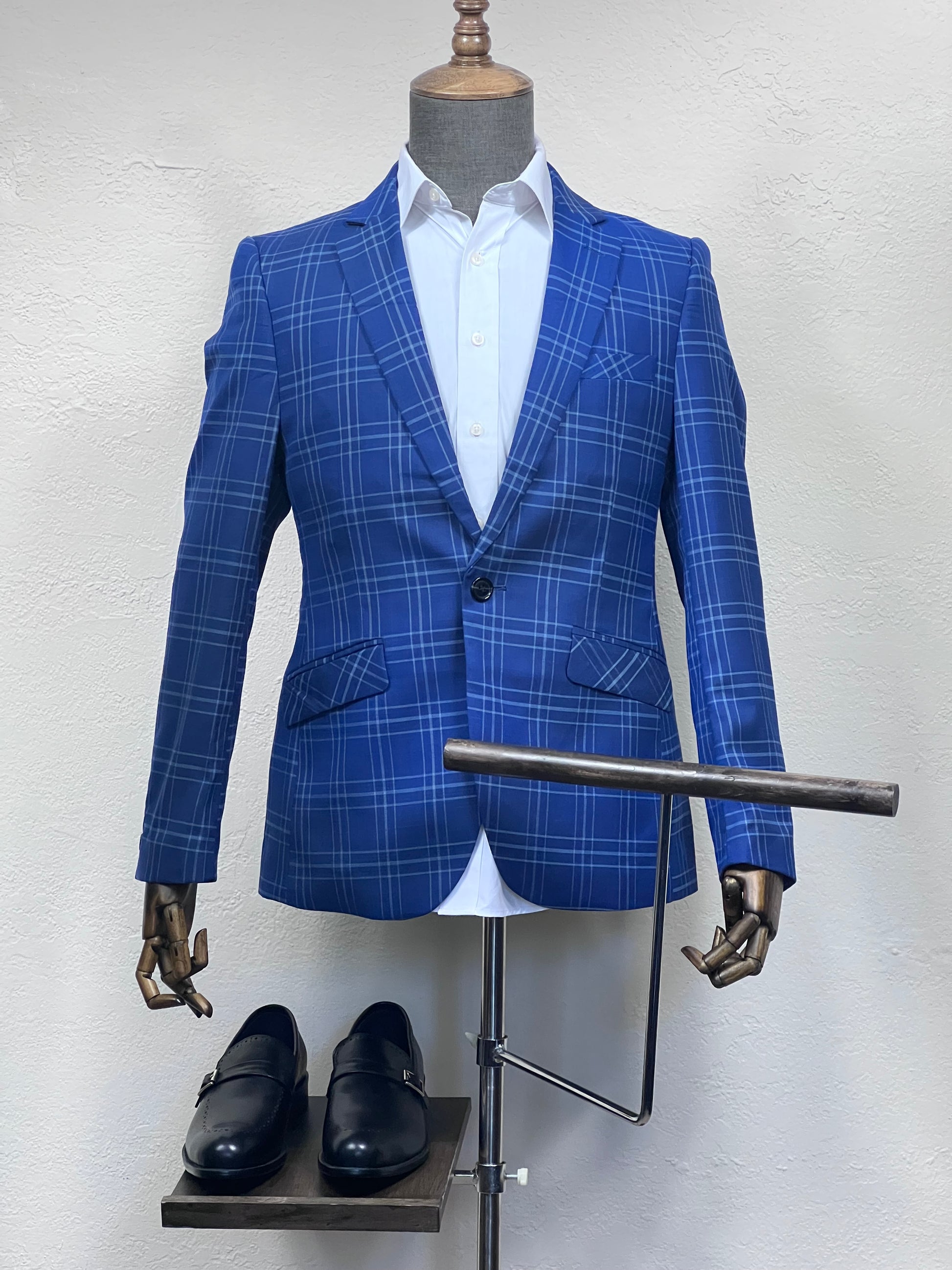 1-Button ,2-Split , Notch Lapel ,Slim Fit Check Blue Blazer